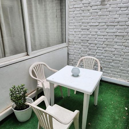 Departamento Ubicadisimo Calle Chile Con Estacionamiento Incluido Capital Mendoza 2 Appartement Buitenkant foto