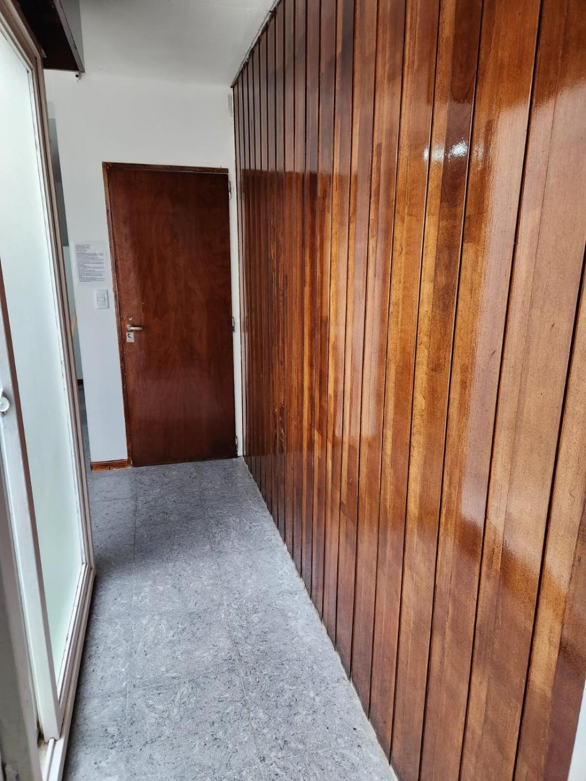 Departamento Ubicadisimo Calle Chile Con Estacionamiento Incluido Capital Mendoza 2 Appartement Buitenkant foto